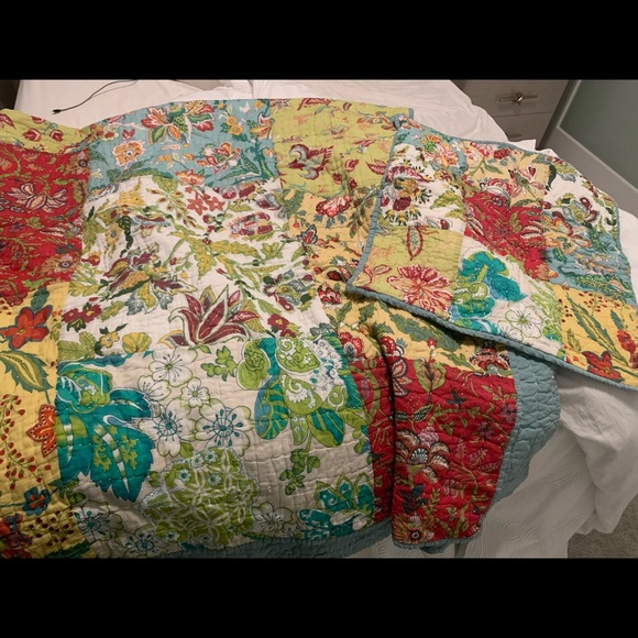 Pier 1 Bedding Pier Import Queen Comforter With 2 Euro Shams Poshmark